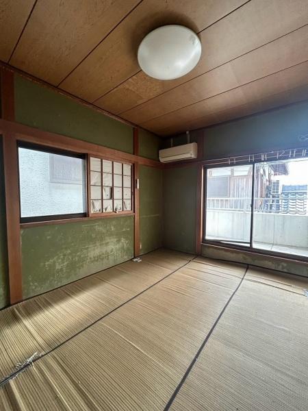泉南市信達大苗代の中古一戸建て