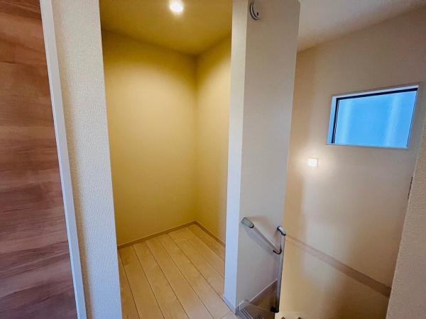 和泉市富秋町の新築一戸建