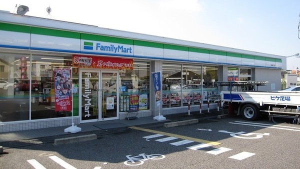 高石市東羽衣５丁目の中古一戸建て(ファミリーマート堺鳳西町二丁店)