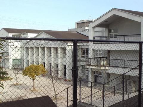 コスモハイツ光明池Ａ棟(和泉市立北池田中学校)