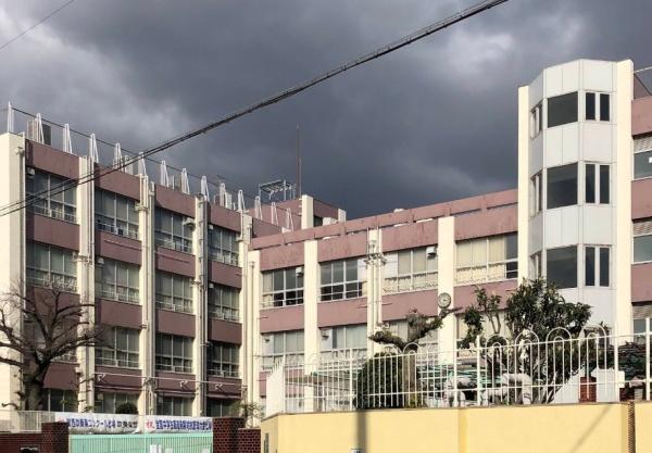 大阪市住吉区清水丘３丁目の土地(大阪市立墨江丘中学校)