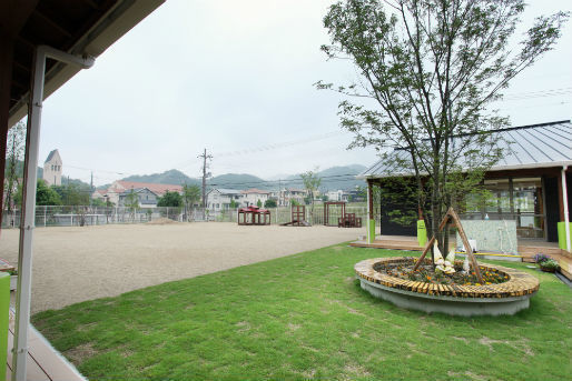 阪南市桃の木台５丁目の中古一戸建て(幼保連携型認定こども園桃の木の森こども園)