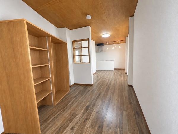 泉佐野市野出町の中古一戸建て