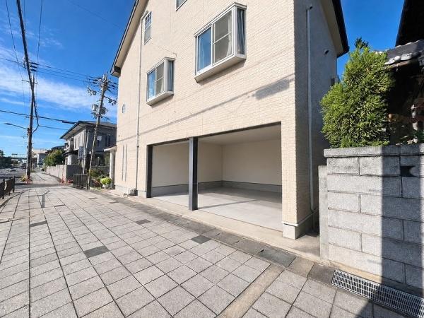 泉佐野市野出町の中古一戸建て