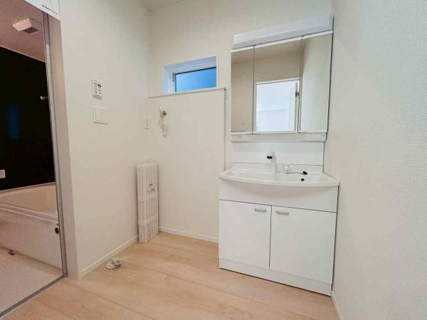 泉大津市助松町３丁目の新築一戸建