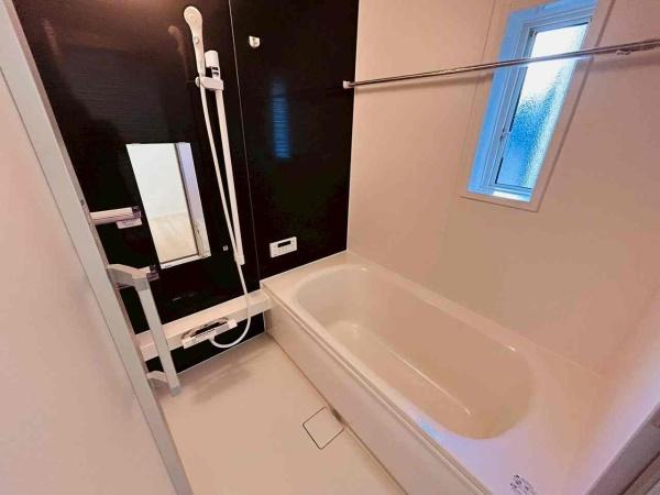 泉大津市助松町３丁目の新築一戸建