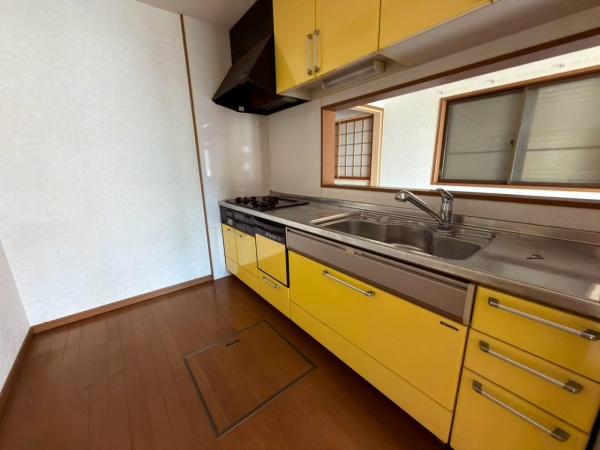 泉南市岡田７丁目の中古一戸建