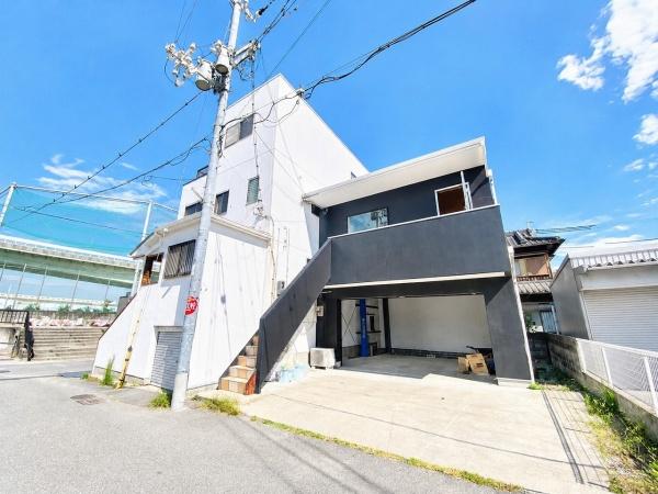 泉佐野市湊３丁目の中古一戸建