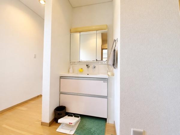 泉南郡熊取町小谷南２丁目の中古一戸建て