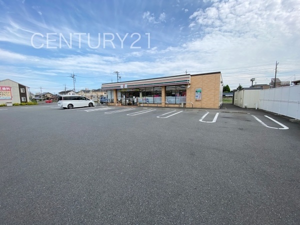 リフィーナ前橋(セブンイレブン前橋西片貝1丁目店)