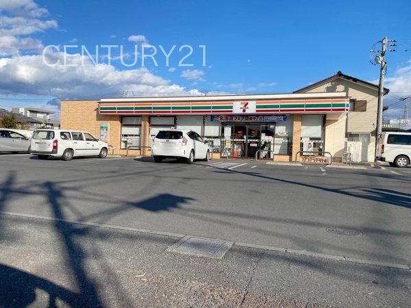 第4前橋朝倉1号棟(セブンイレブン前橋朝倉町１丁目店)