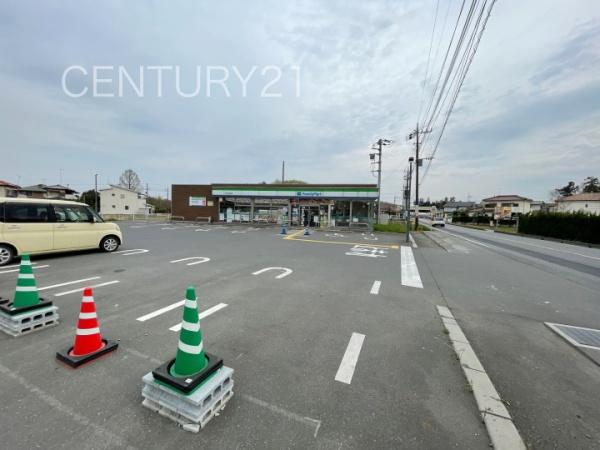 寄居町富田第13号棟(ファミリーマート寄居花園橋南店)