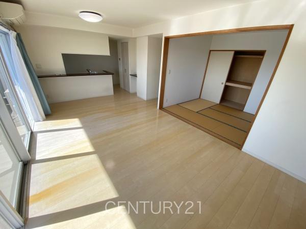 モナーク伊勢崎(リビング)