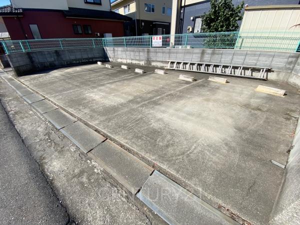 伊勢崎市境店舗付き中古住宅