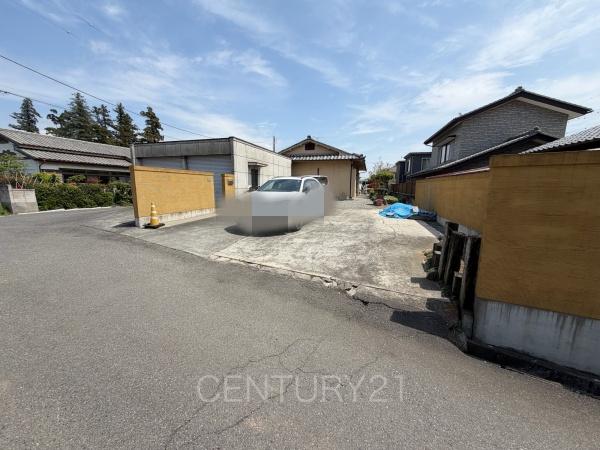 新里町新川中古