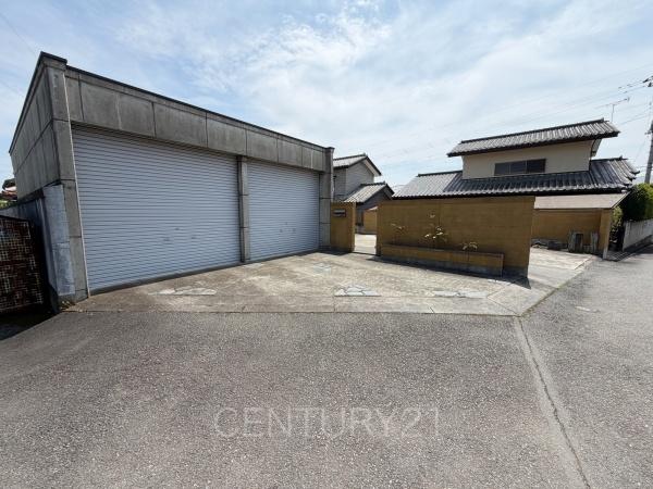 新里町新川中古