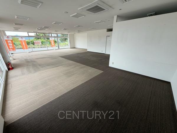 高崎市上豊岡町店舗
