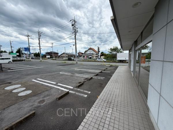高崎市上豊岡町店舗