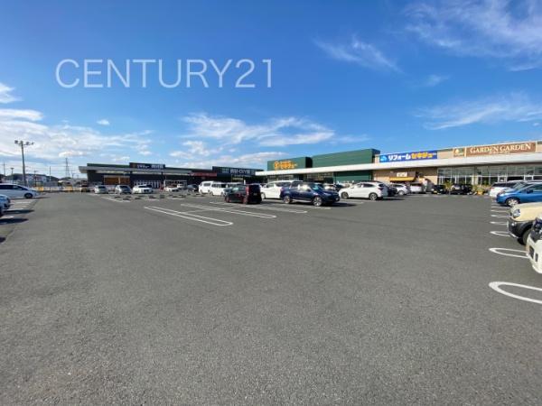 伊勢崎市茂呂町２丁目の中古一戸建て(セキチュー伊勢崎茂呂店)