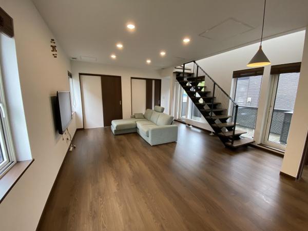 春日町　戸建　～築2年の土屋ホーム施工の戸建～