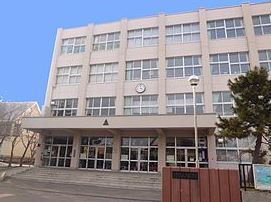 バーグフォート山の手(札幌市立山の手南小学校)