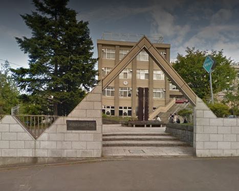 札幌市手稲区稲穂四条2丁目の中古一戸建て(札幌市立稲穂中学校)
