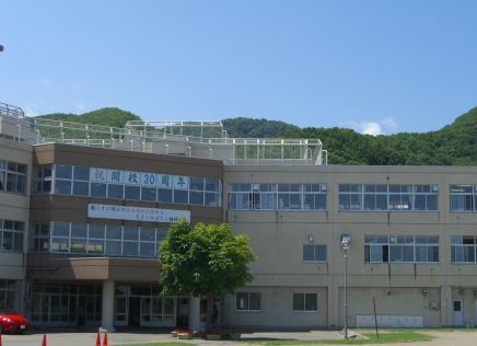 札幌市手稲区稲穂三条6丁目の土地(札幌市立稲穂小学校)
