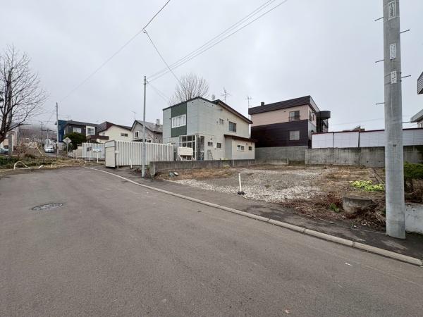 稲穂3条6丁目　土地