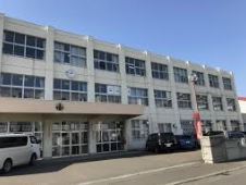 札幌市北区篠路二条1丁目の土地(札幌市立屯田中央中学校)