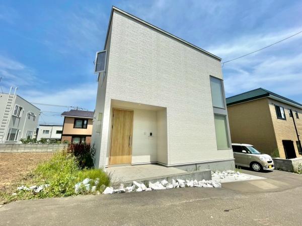 西野8条9丁目　戸建