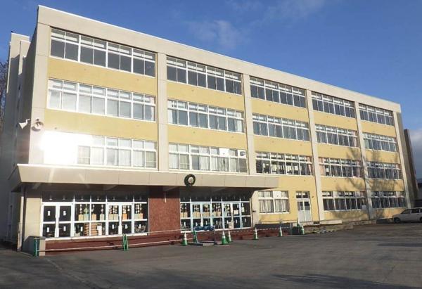 小樽市天神２丁目の中古一戸建て(小樽市立奥沢小学校)