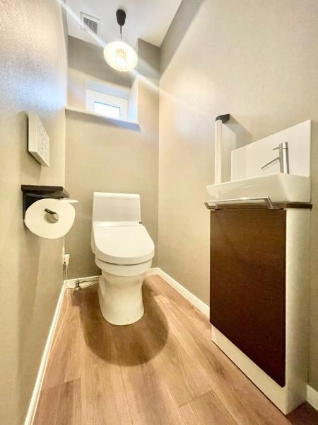 札幌市北区新川七条16丁目の中古一戸建て(トイレ)