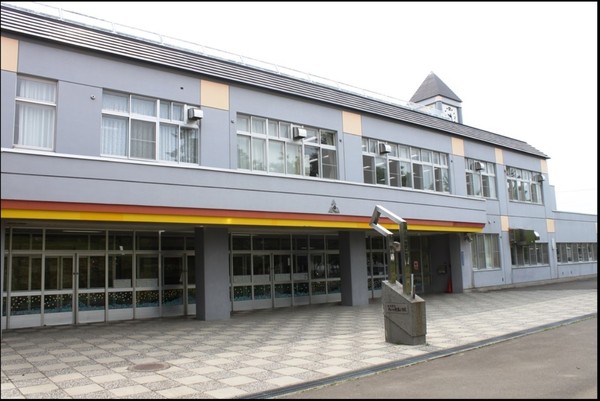 札幌市北区あいの里四条４丁目の中古一戸建て(札幌市立あいの里西小学校)