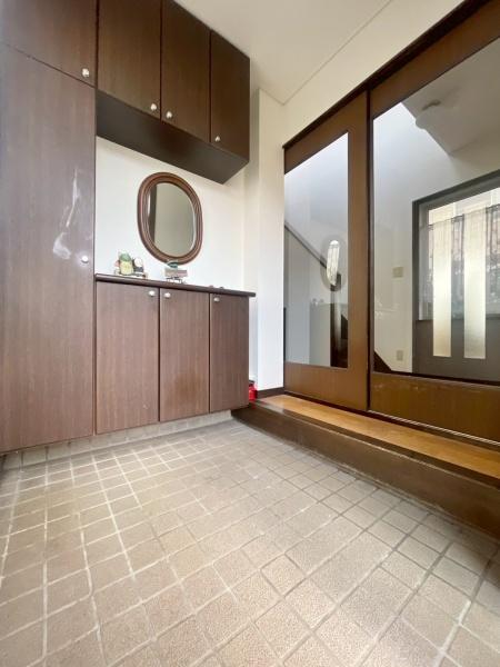 札幌市手稲区星置三条5丁目の中古一戸建て(玄関)