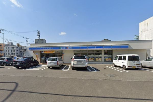 レーベン北18条　THEBLCIEL(ローソン札幌北18東一丁目店)