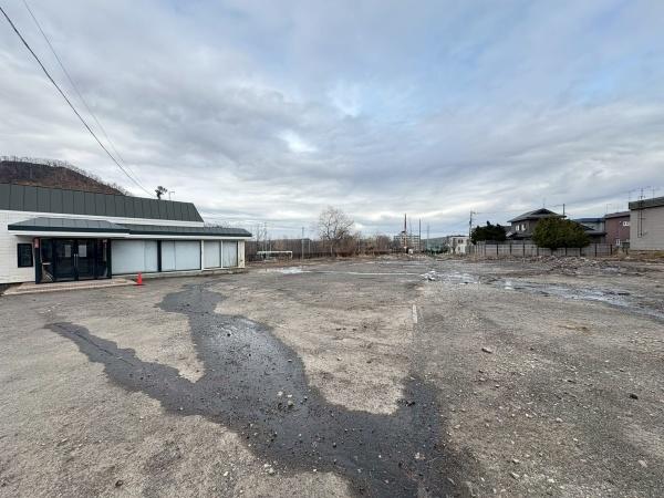 石山１－４　約1141坪　事業用地　上物有