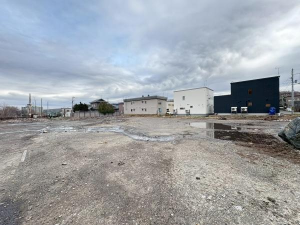 札幌市南区石山一条４丁目の土地