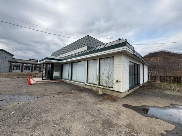 札幌市南区石山一条４丁目の土地