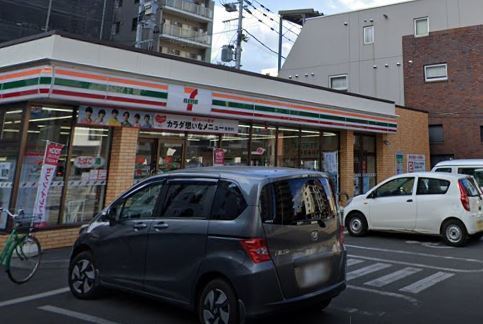 セザール第二円山公園(セブンイレブン札幌円山裏参道店)