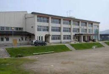 虻田郡ニセコ町字ニセコの土地(ニセコ町立ニセコ小学校)