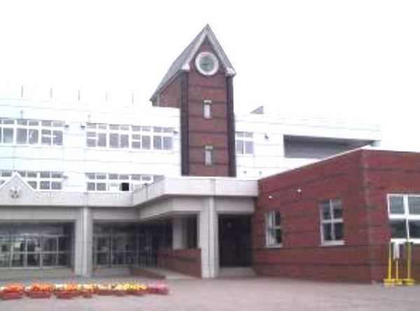江別市上江別南町の中古一戸建て(江別市立上江別小学校)