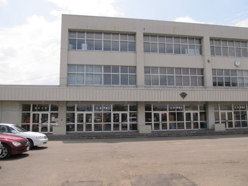 ロピア西高前(旭川市立北門中学校)