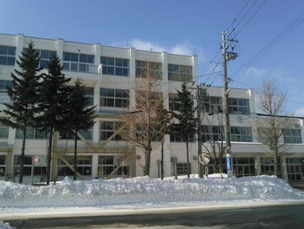 リーベスト八軒(札幌市立八軒西小学校)