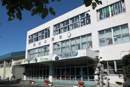 札幌市西区発寒十二条１１丁目の土地(札幌市立発寒東小学校)