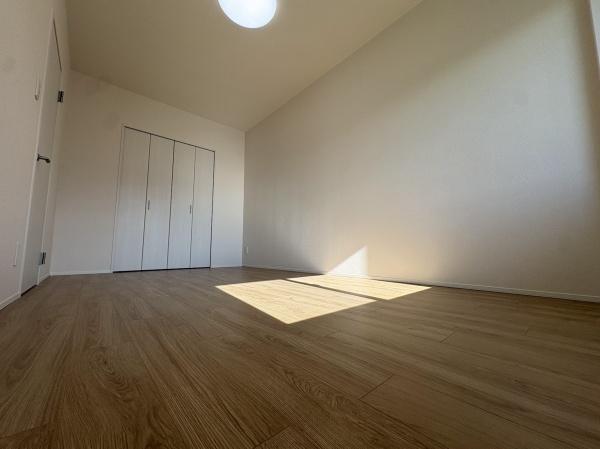 ロピア発寒中央ステーション