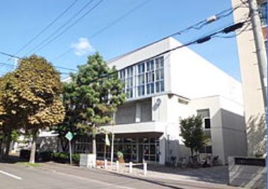 ヴェルビュ伏見アクロポリス(札幌市立伏見中学校)