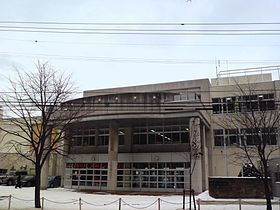ロジェ山鼻(札幌市立山鼻南小学校)