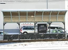 ライオンズマンション中の島通り(山鼻19条駅(札幌市電山鼻線))