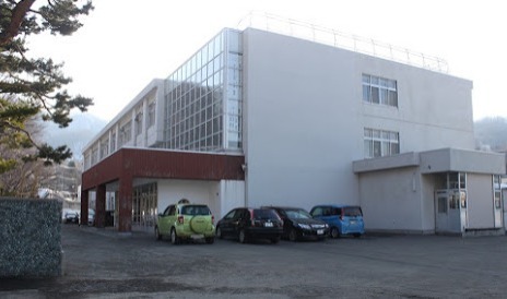 札幌市中央区宮の森二条１３丁目の中古一戸建て(札幌市立宮の森中学校)