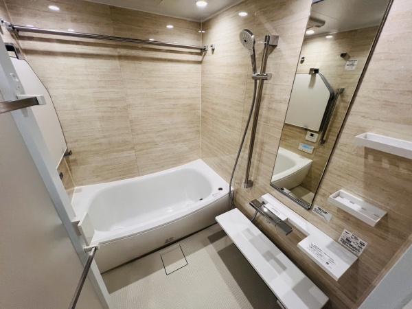 ローレルタワー堺筋本町